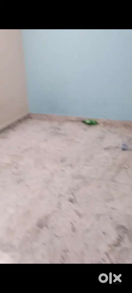 For rent only girl'
