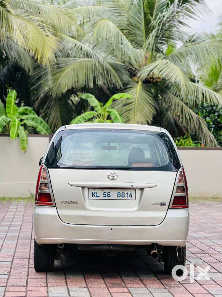 Toyota Innova 2004-2011 2.0 G1 BSIV, 2006, Diesel