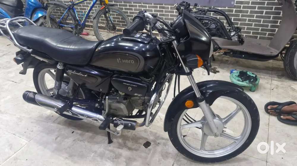 Model. 2024.splander veri good conditions