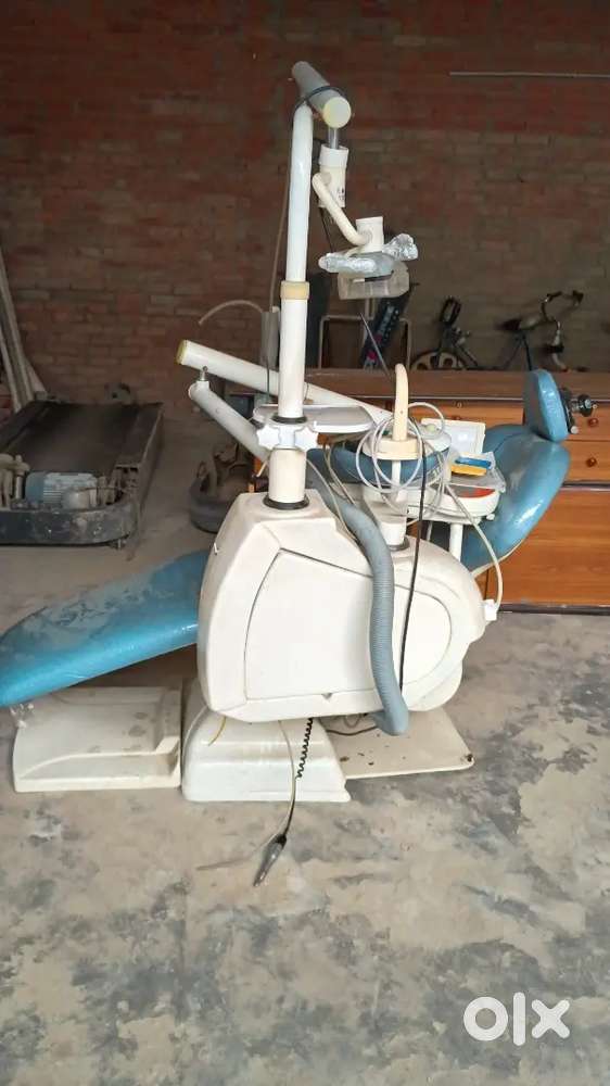 Dental chair