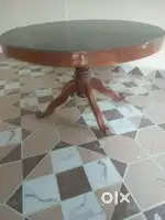 Round table