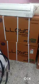 New box lloyd  1 ton  3 star  inverter ac available