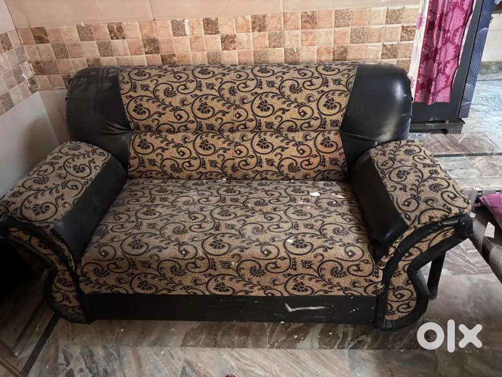 Sofa set  including one big sofa and one  siggle sofa one setter