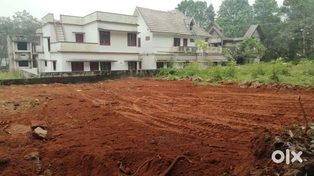 6.15 cent land for sale at Thiruvaniyur