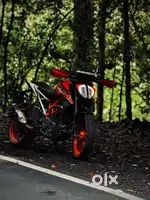 Duke 390 Bs4 2018
