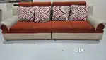 Four seater leather body 2pc sofa set with pillows