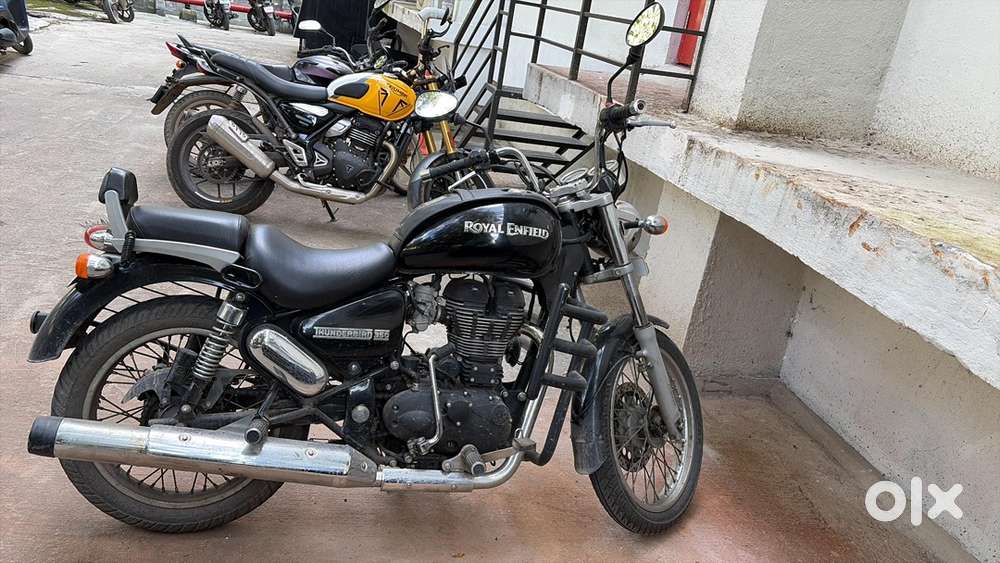 Single owner , just 6000 kms, selling for upgrade