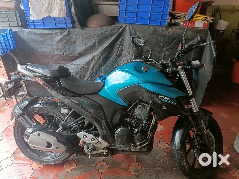 Yamaha FZ 25