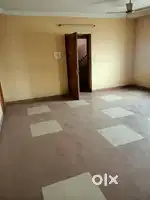 குகை மையப்பகுதியில். வணிகப் பயன்பாட்டிற்கு ஏற்றது