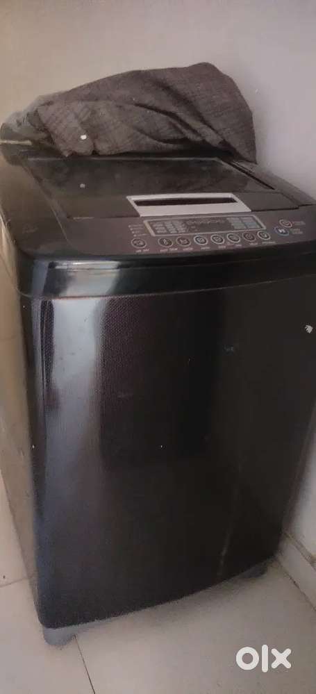 LG Fully Auto Washing Machine 8 Kg.
