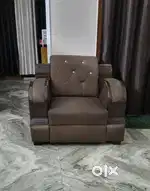 5 seater sofa set with center table