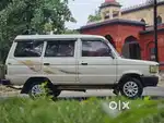Toyota Qualis GS 10 seater, 2002, Diesel