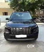 Hyundai Venue 2022 / Extended warranty / Sun Roof / 40,000 KM
