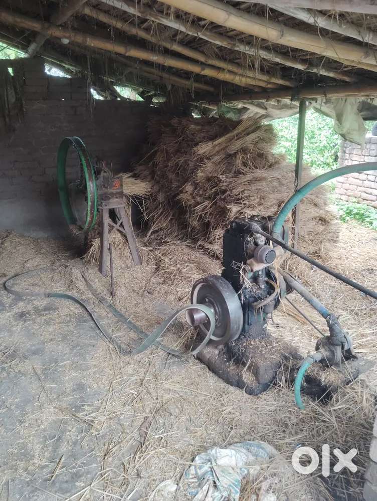 Very good condition, running hai roj kam hota hai