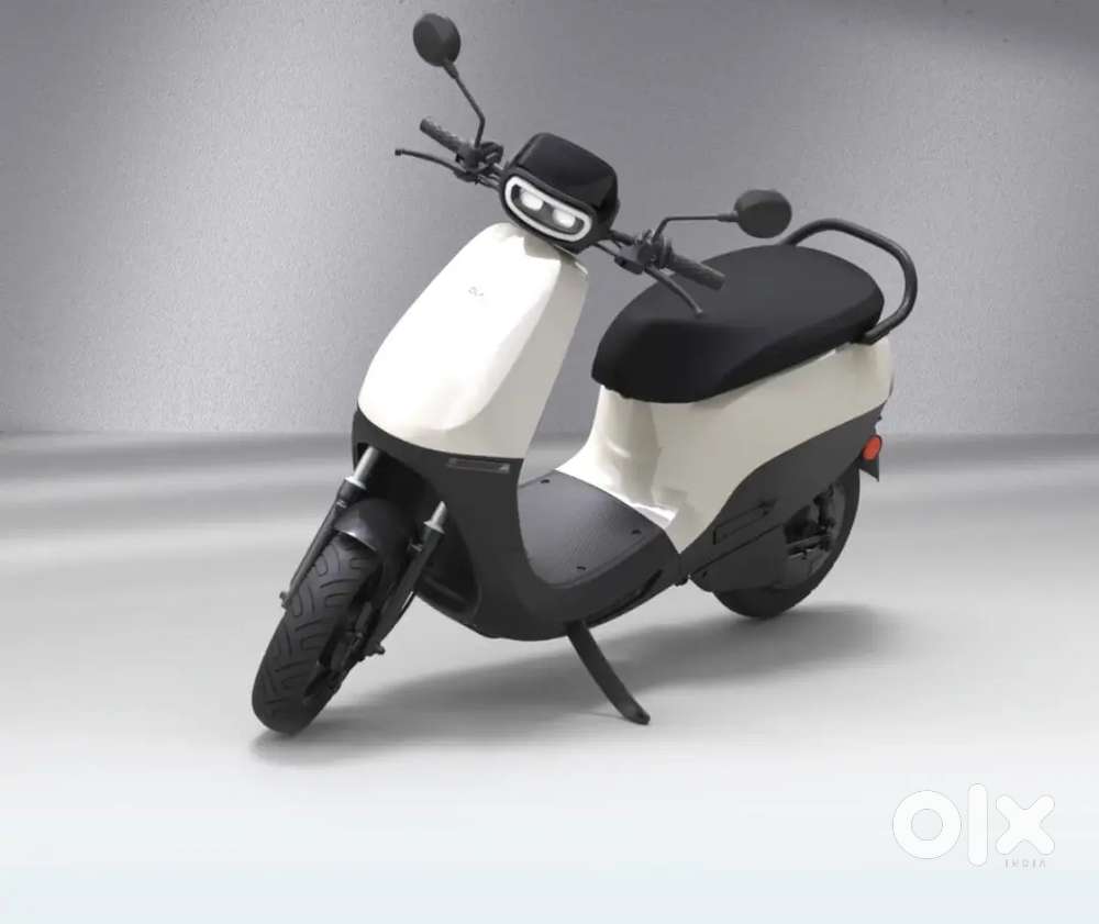 7000 km running battery warranty 80000 km showroom delivery 26may 2025