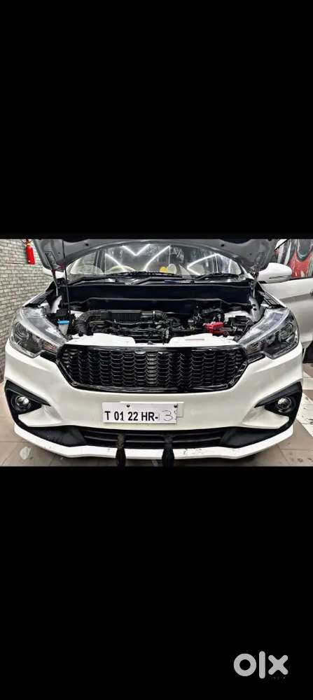 Ertiga grill black RS style