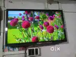 24 inches   SONY BRAVIA  LED TV. SHOWROOM CONDITION LIKE NEW.