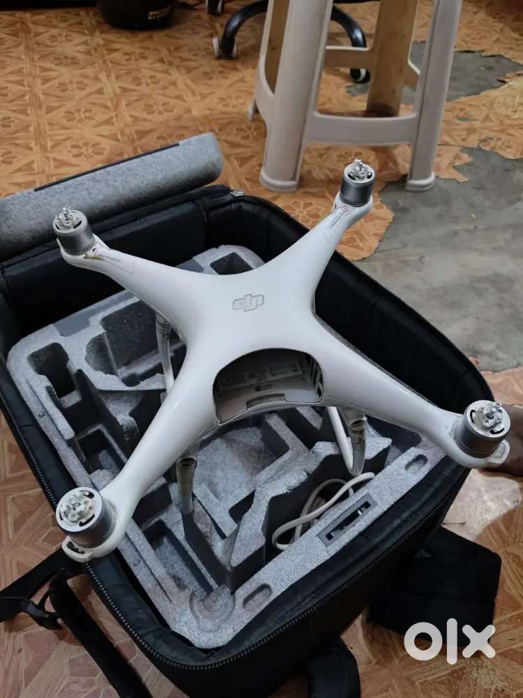 DJI Phantom 4 Pro Drone – Excellent Condition  4K Camera