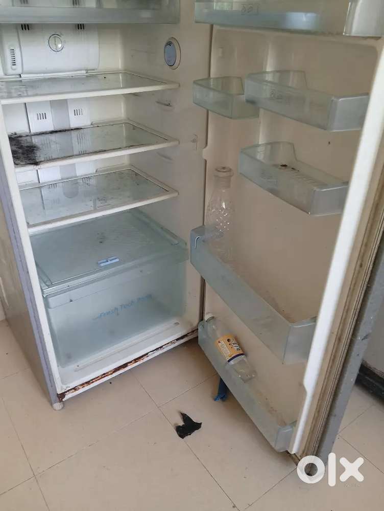 345 Litre good condition Fridge