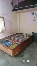 Need Room mate ek aadmi ka 2000 hazar light se alag