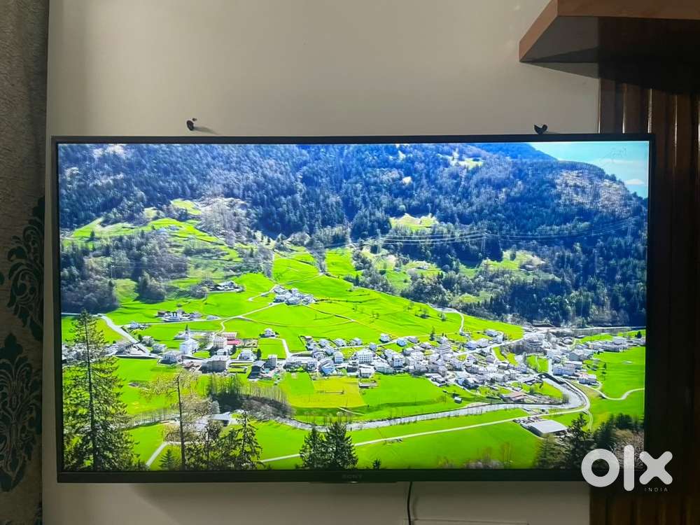 Sony 4k led 43” tv in new condition
