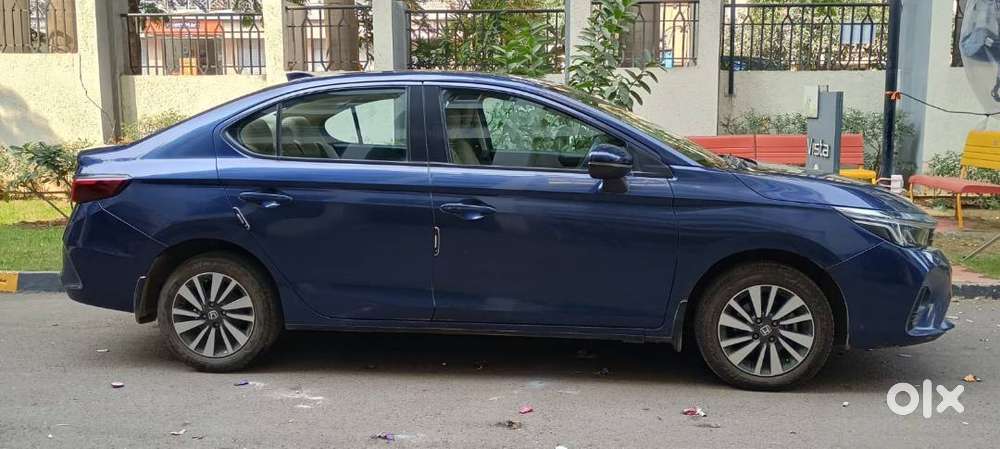 Very well maintained 5th Gen Honda City with ADAS