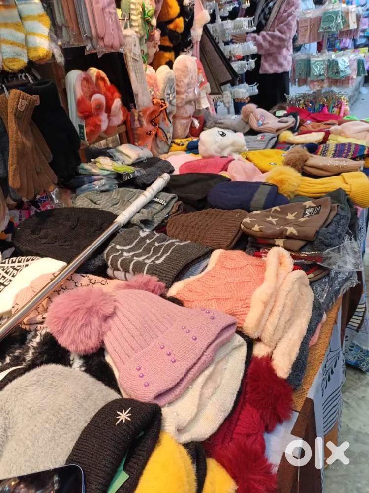 Shop  ke liya ldkiya