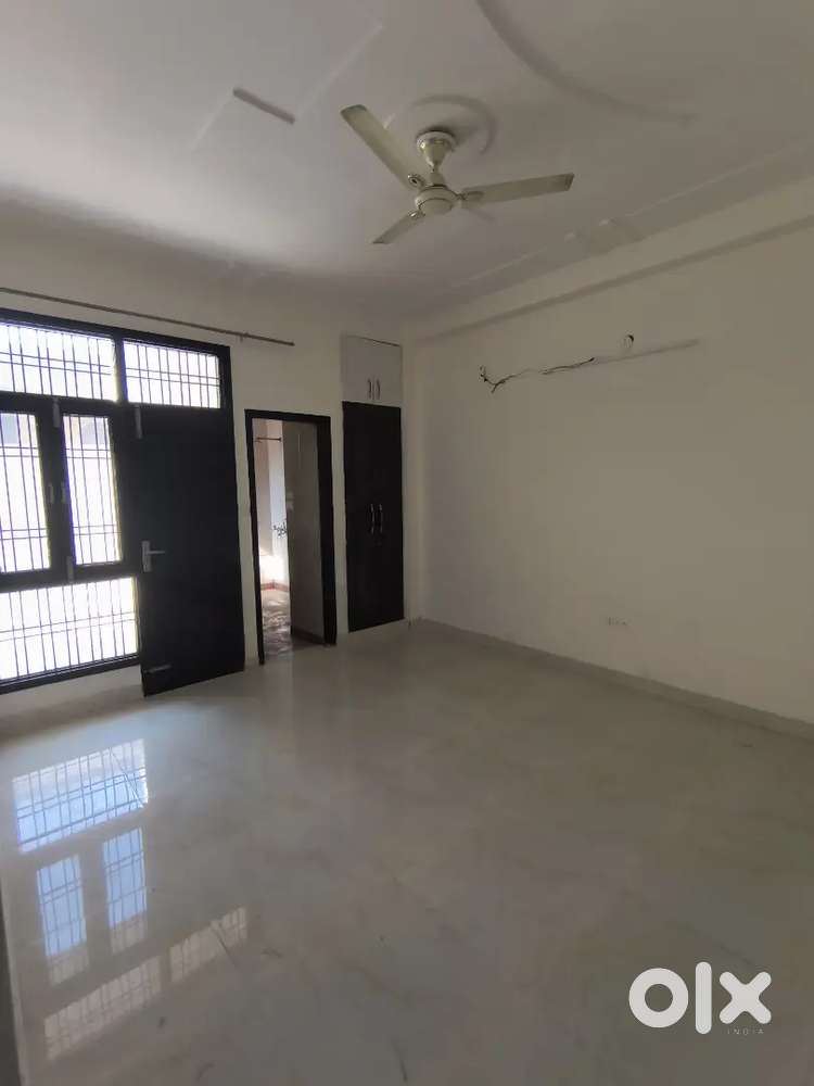 3 bhk with two washroom with kitchen