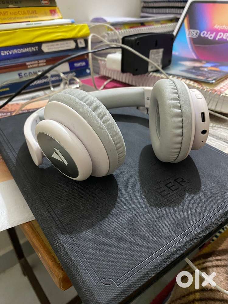 Boat rockerz 450 pro headphone