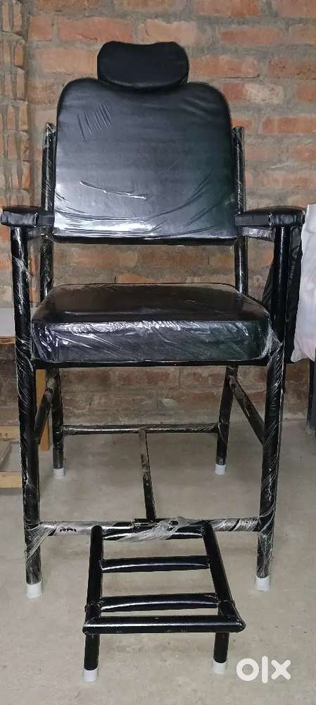 This is a salon or beauty parlor chair
