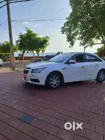 Chevrolet Cruze 2010 LTZ AT Automatic. Very well maintained