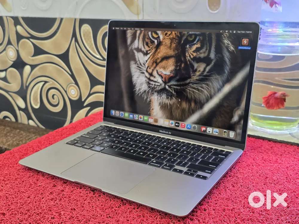 M1 Air 2021  Apple Macbook 8gb 256gb SSD 13inch Retina Touch iD