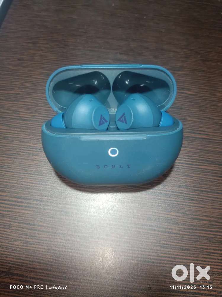 Boult W40 True Wireless
Quad Mic ENC
48H Battery Life
Low Gaming