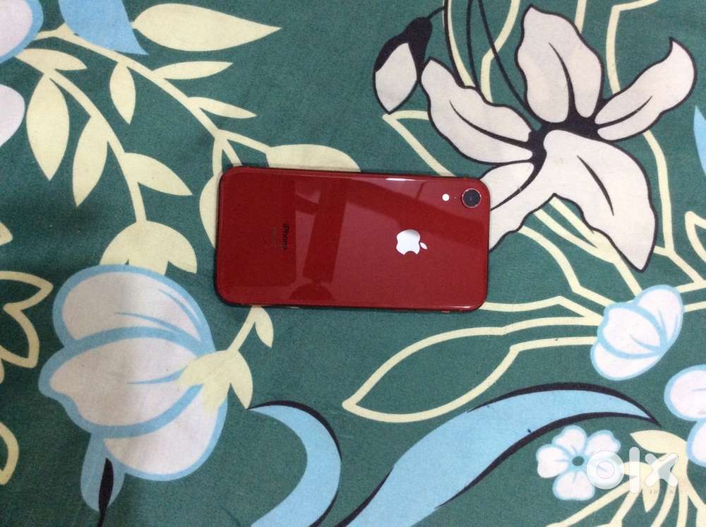 iPhone xr 128gb storage