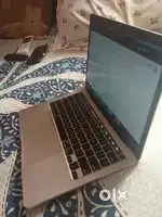 MacBook Pro 13.3 Touch Bar