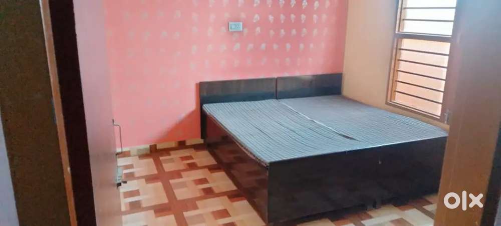 Single room and two room set available for rent in kalamb
