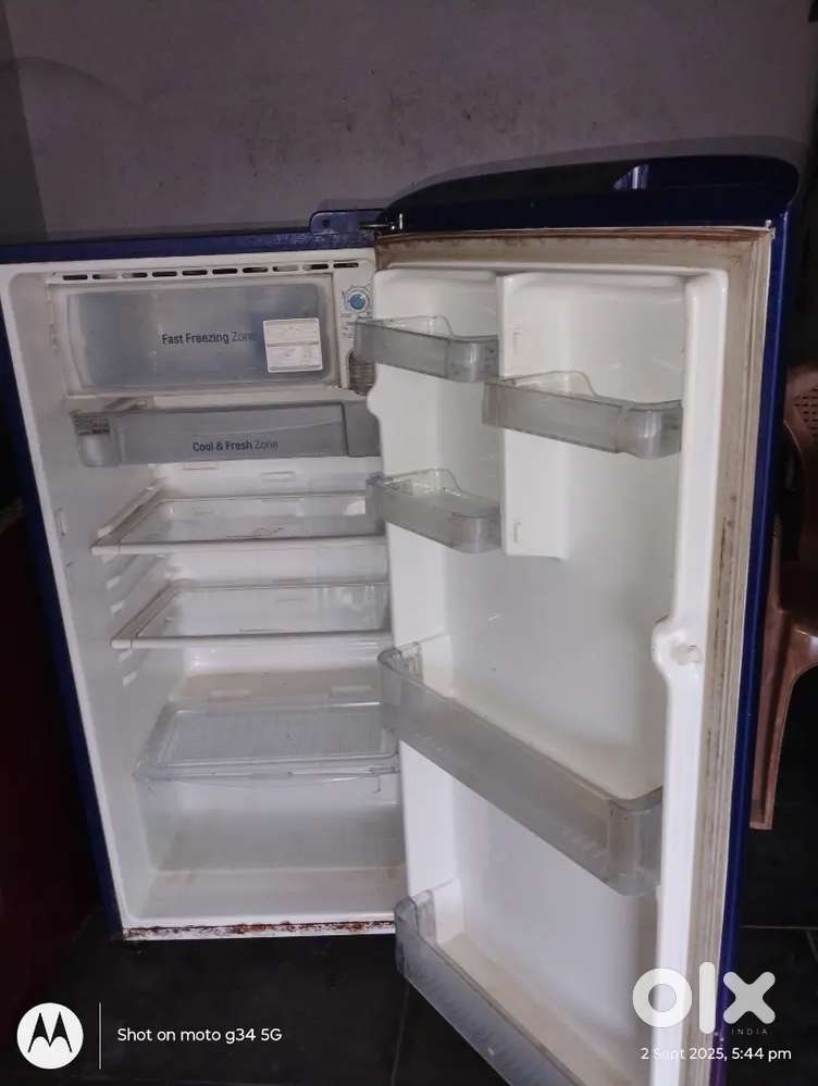 Lg 190 liter  single  door  fridj. Exland  working candition