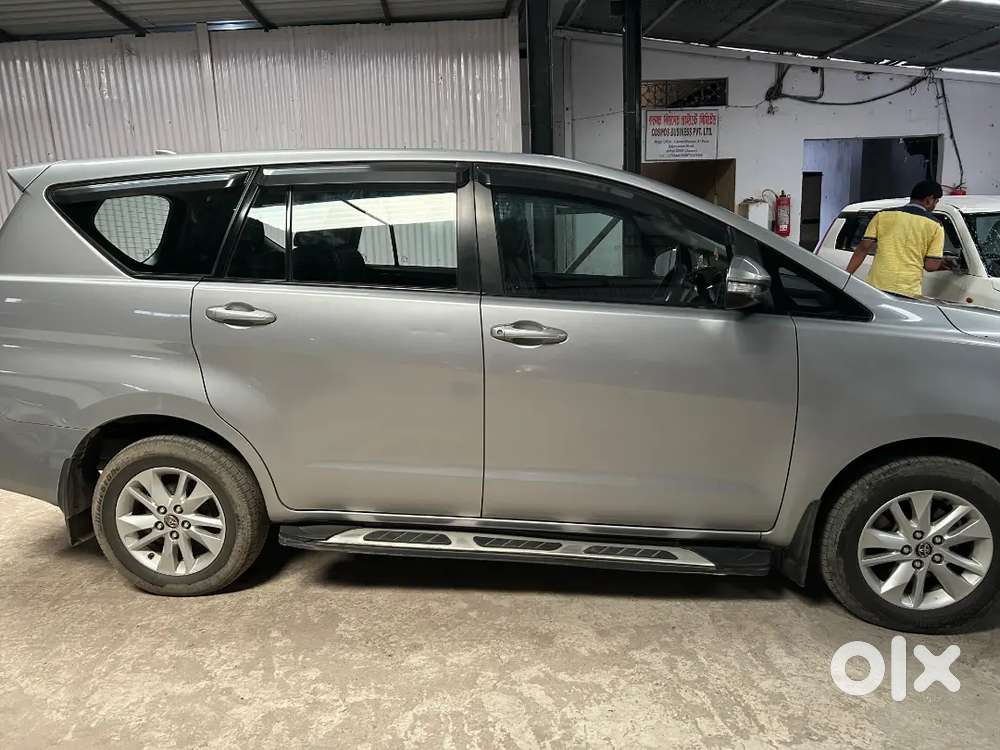 Toyota Innova Crysta 2017