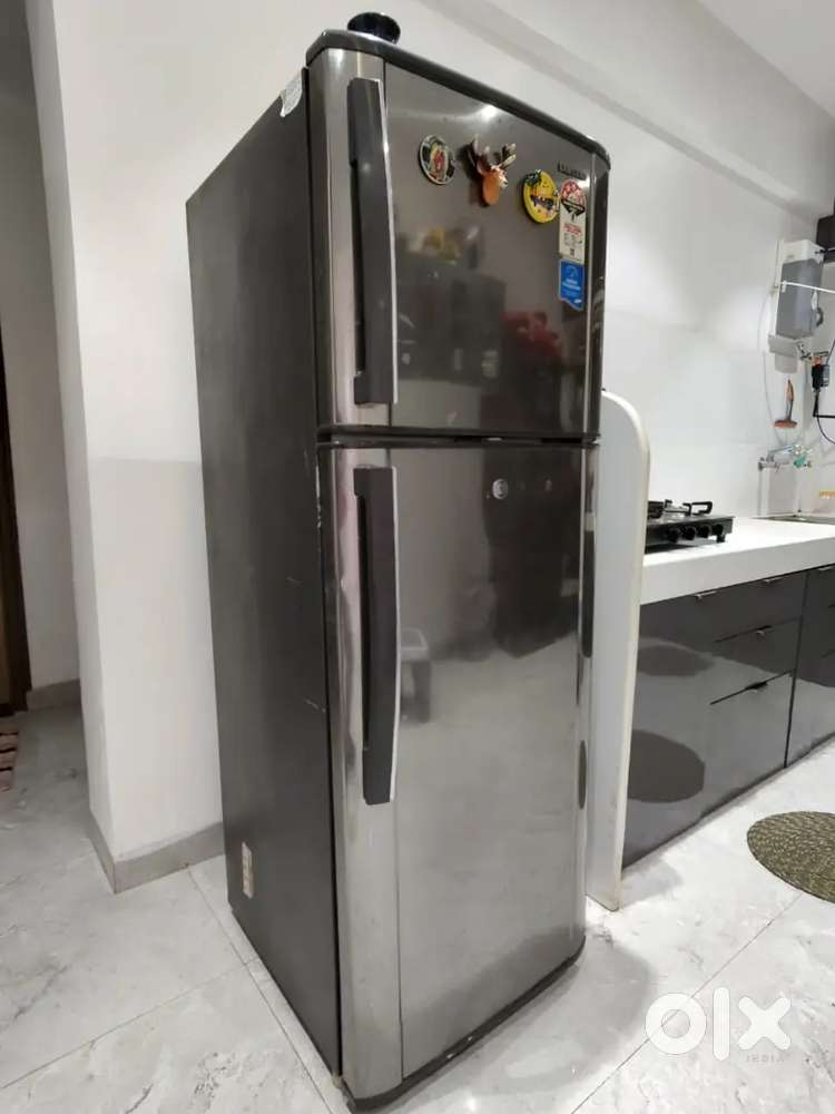 Double door fridge