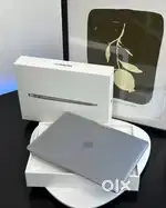 MacBook Air M1 
16GB Ram 256 SSD