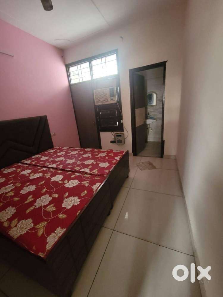 3bhk rehmat homes 100 gaj top floor 38.50 lakh