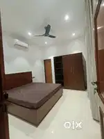 Looking for female flatmate
