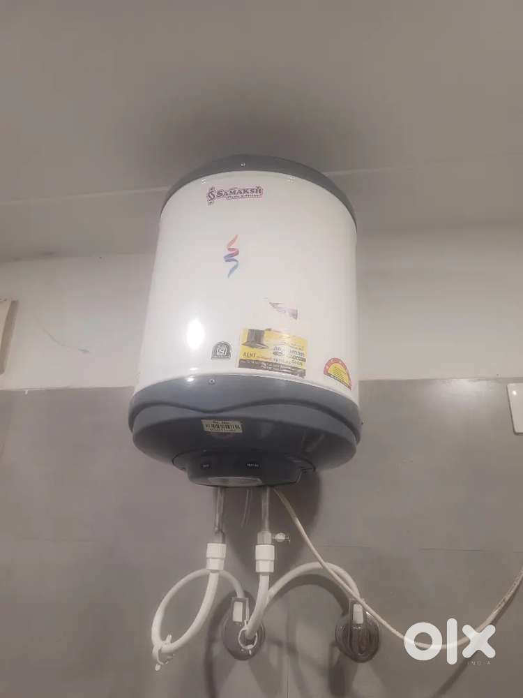 3 Geyser 25 Ltr each 1 yr OLD