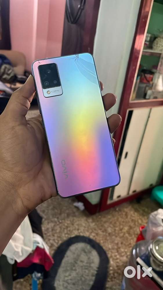 Vivo Phone 128GB, 8GB RAM – Excellent Condition, ₹4,000!
