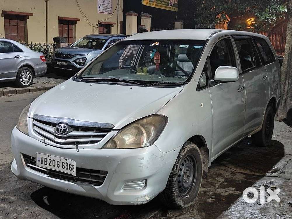 Toyota Innova 2009-2011 2.0 GX 8 STR, 2005, Diesel