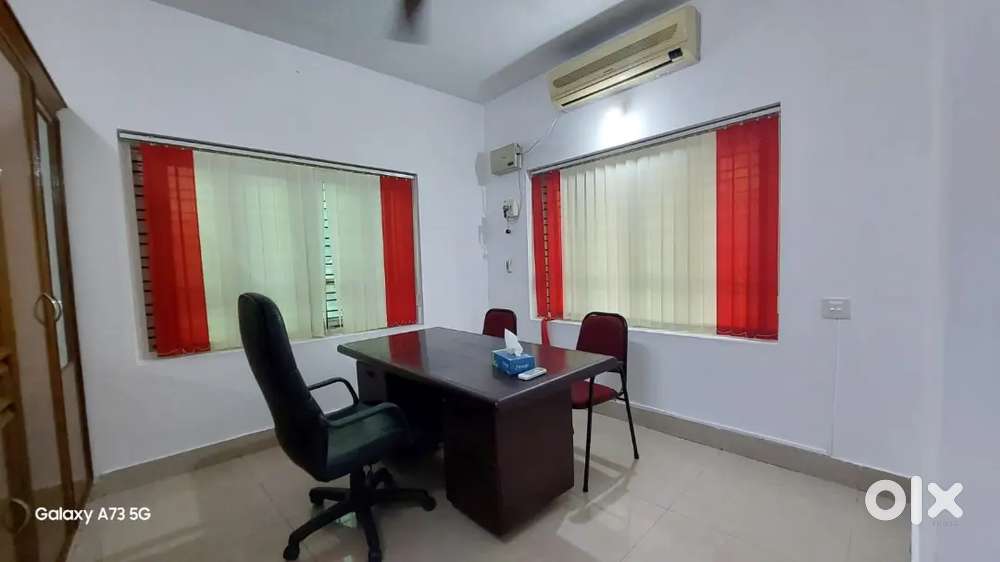 Fully Furnished commercial office space for rent in Murinjapalam