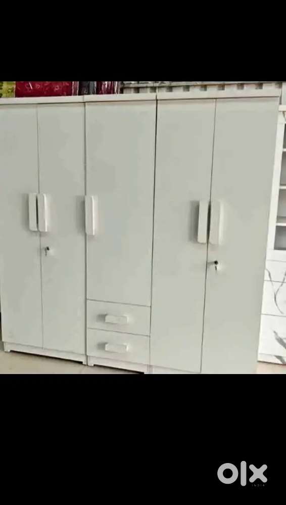 Brand new 5 door wardrobe direct from the factory FREE TRANSPORT