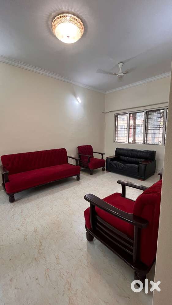 2 BHK WELL SEMI FURNISHED FLAT FOR RENT