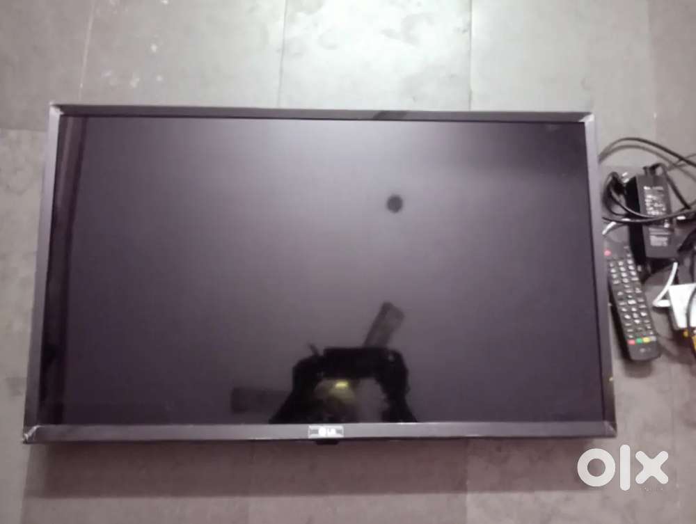 32*inches Ledtv for sale LG brand ..non smart