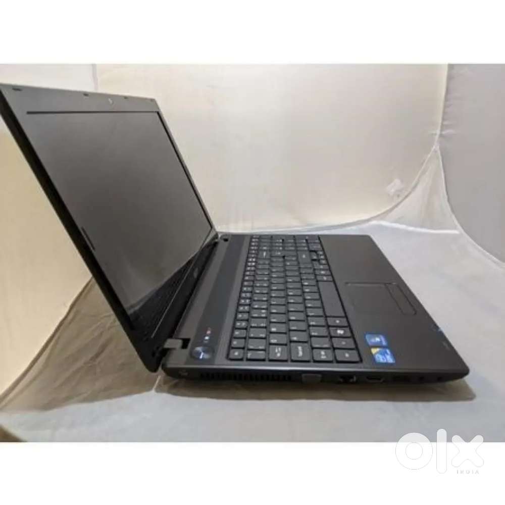 ACCER Laptop AMD RadeonR5 2.60Ghz 3GB RAM 228SSD G4X inbuilt Grafics